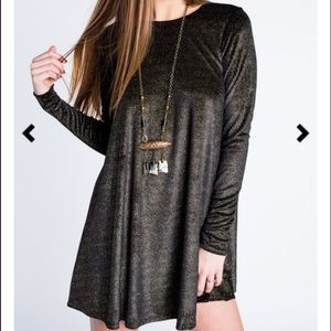Show me your mumu tyler tunic black & gold